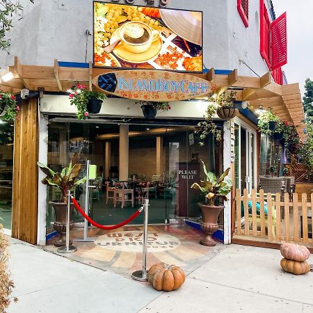 Island Girl Spa + Bed And Breakfast Los Angeles Kültér fotó